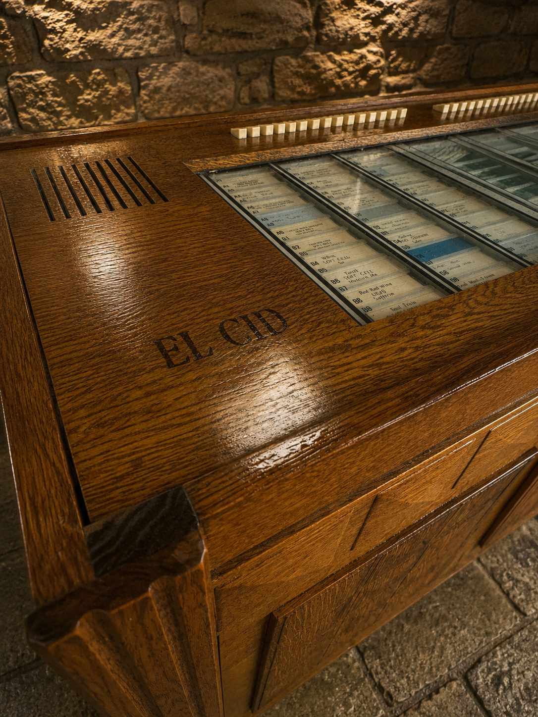 Rare 1960s Wilhelm Harting M40T Oak Jukebox Wall Selector Console