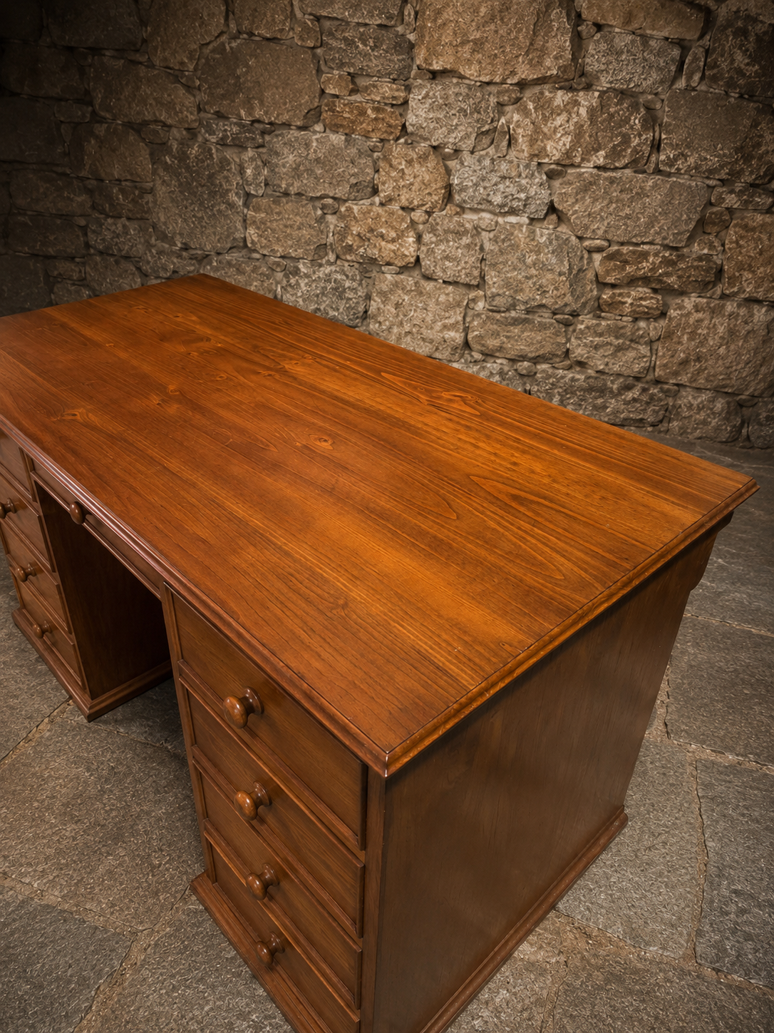 Traditional Georgian Style Twin Pedestal Desk