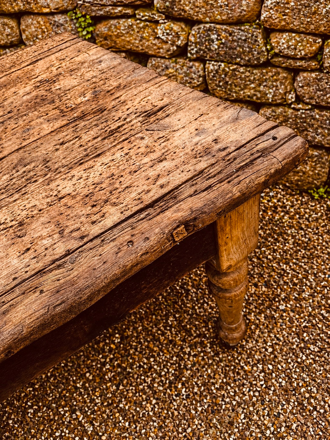 Rustic Reclaimed Wood Dining Table – Farmhouse Plank Top with Turned Legs
