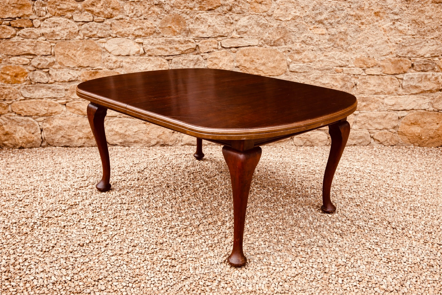 Vintage Mahogany Dining Table – Oval Queen Anne Style