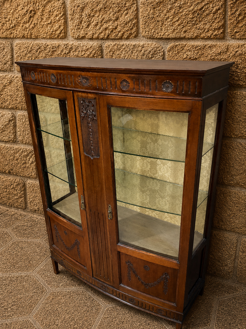 1920s Georgian Revival Mahogany Display Cabinet – Bow Front Glazed China Cabinet