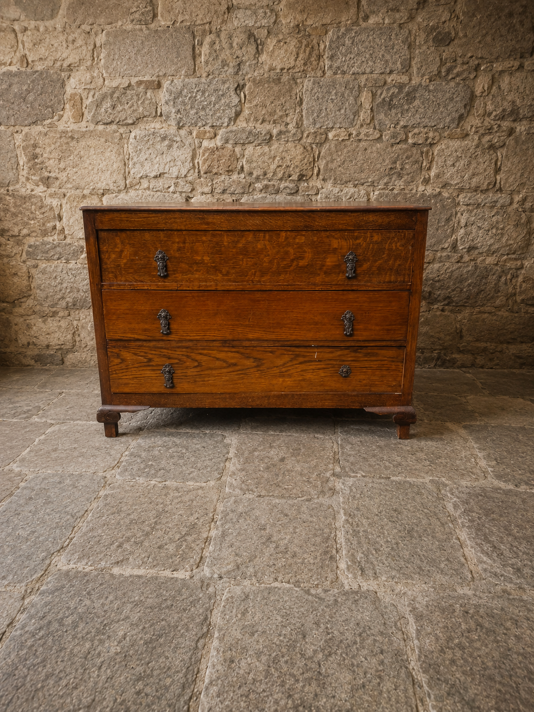 Antique Edwardian Oak Chest of Drawers c.1900–1925