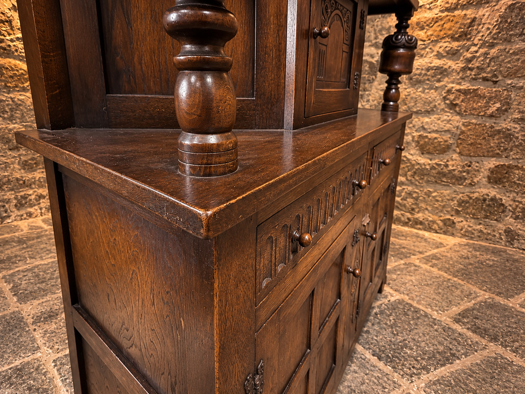 Antique Carved Oak Court Cupboard – Jacobean Revival Sideboard c.1890–1910