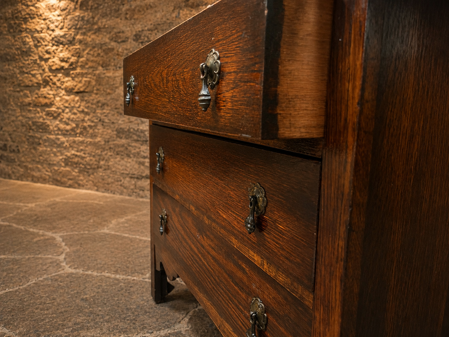 Victorian Tiger Oak Chest of Drawers | Antique Solid Oak 3 Drawer Chest | English Circa 1890–1910