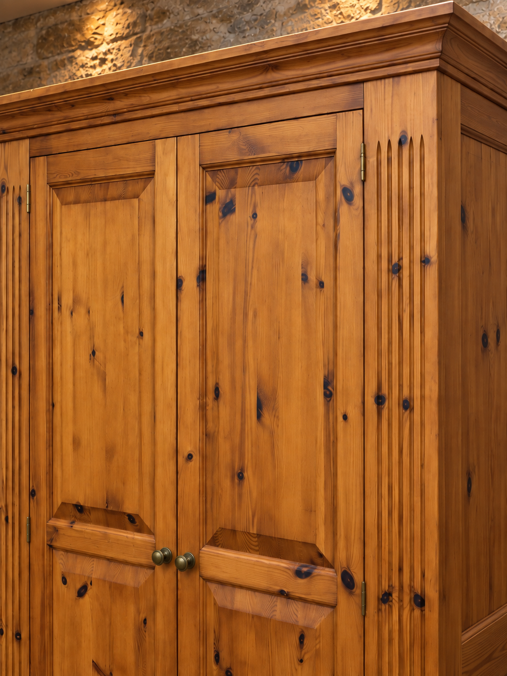 Large Traditional Pine Double Wardrobe with Drawer