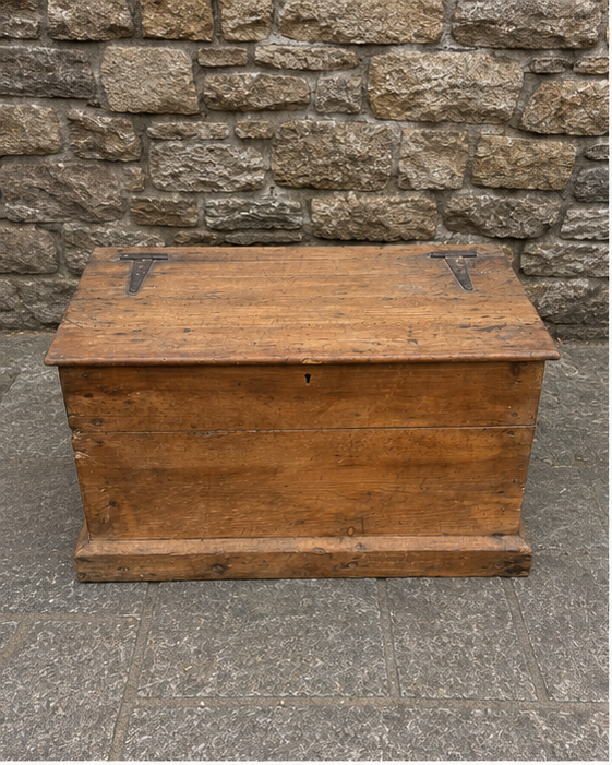Antique Pine Blanket Chest | Early 19th Century Rustic English Coffer c.1820–1860