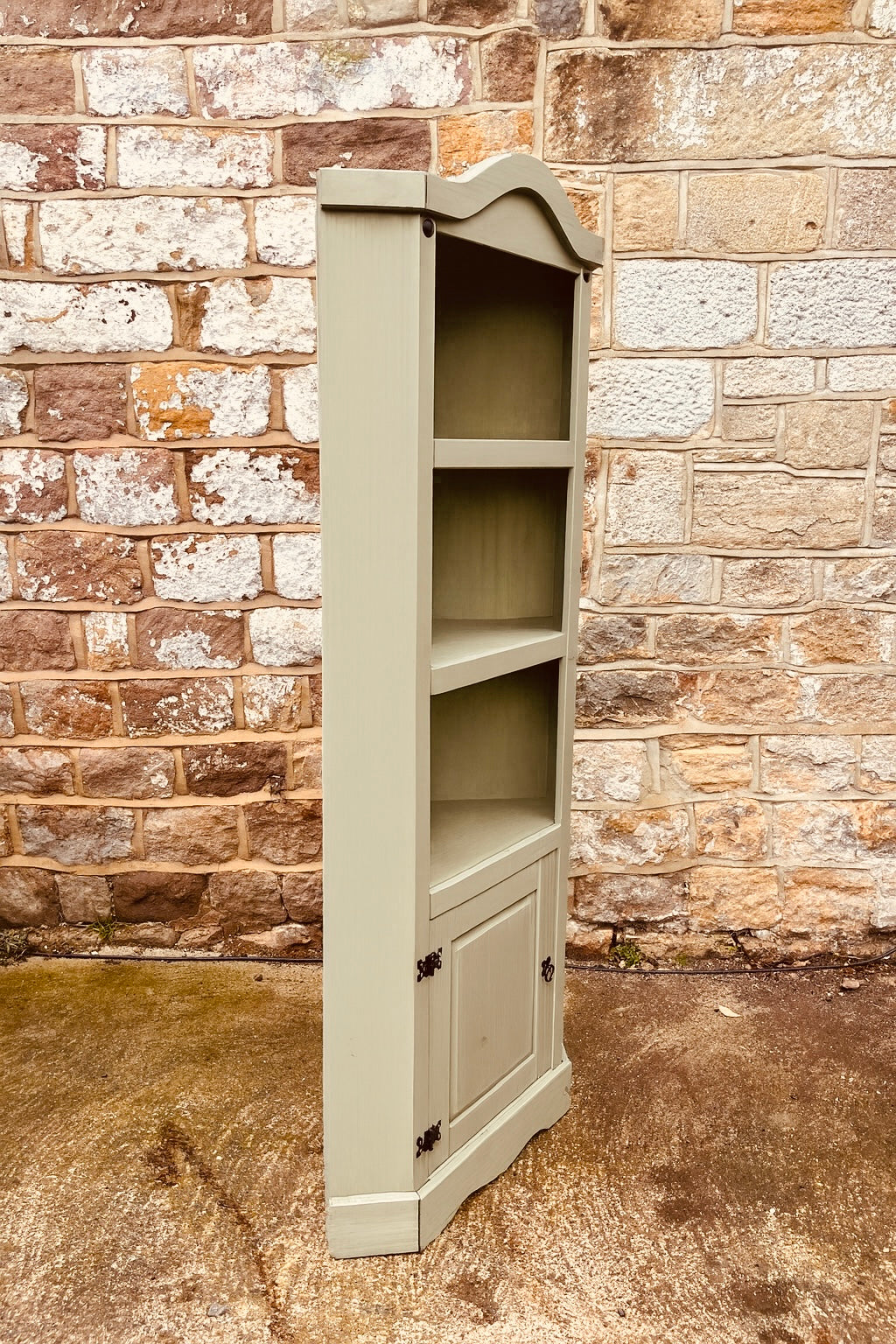 Vintage Corner Cabinet – Slim Storage Cupboard