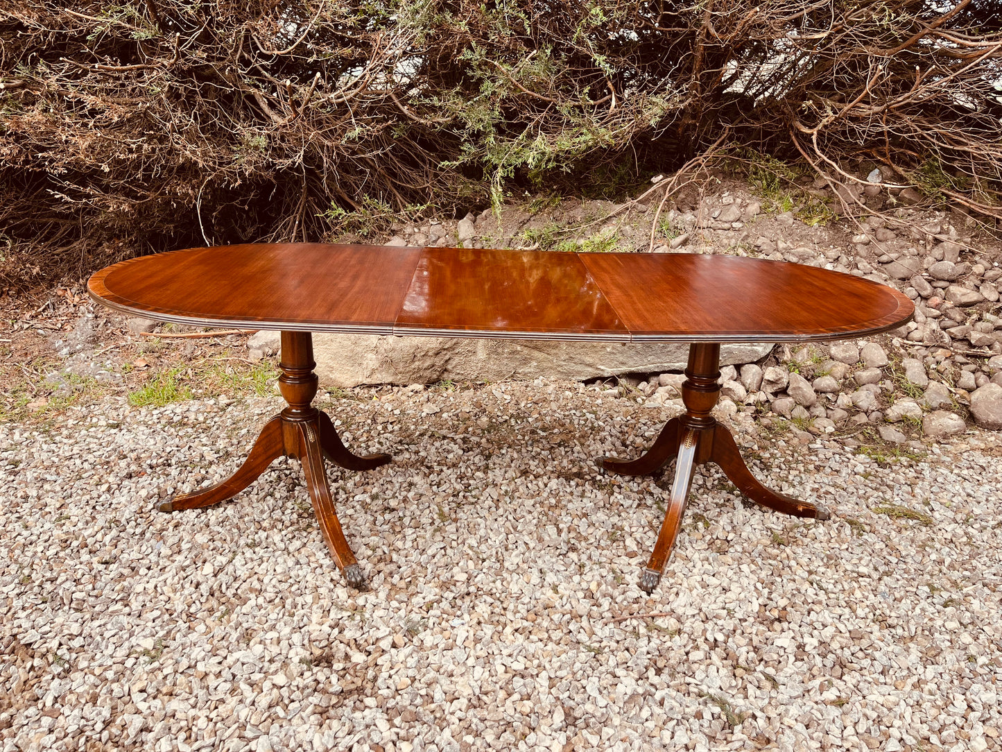 Antique Edwardian Mahogany Twin Pedestal Dining Table – Oval Crossbanded Top – Seats 6–8