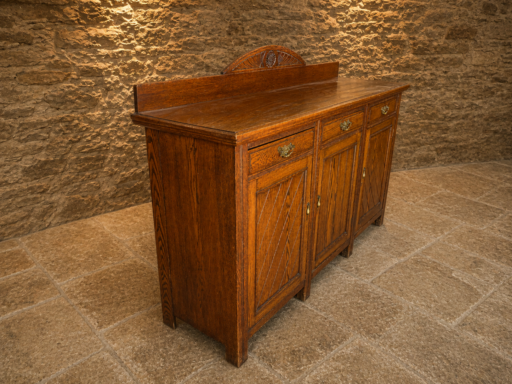 Antique Oak Three-Door Sideboard – Late Victorian / Edwardian, Circa 1900