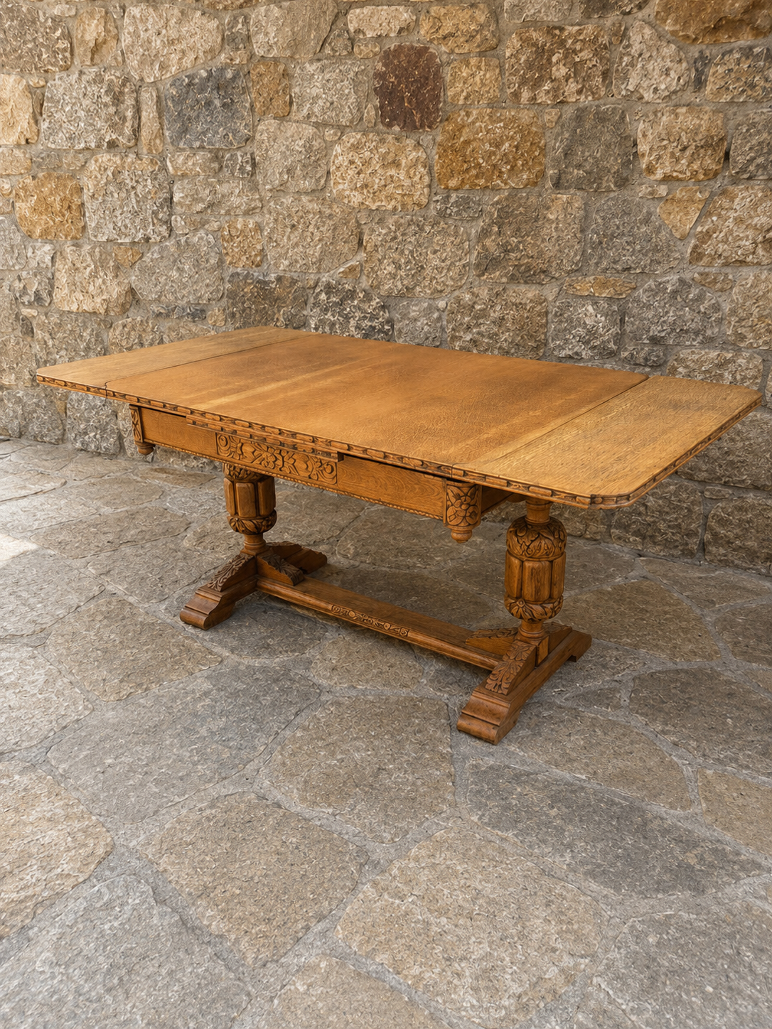 Large Antique Oak Draw Leaf Dining Table