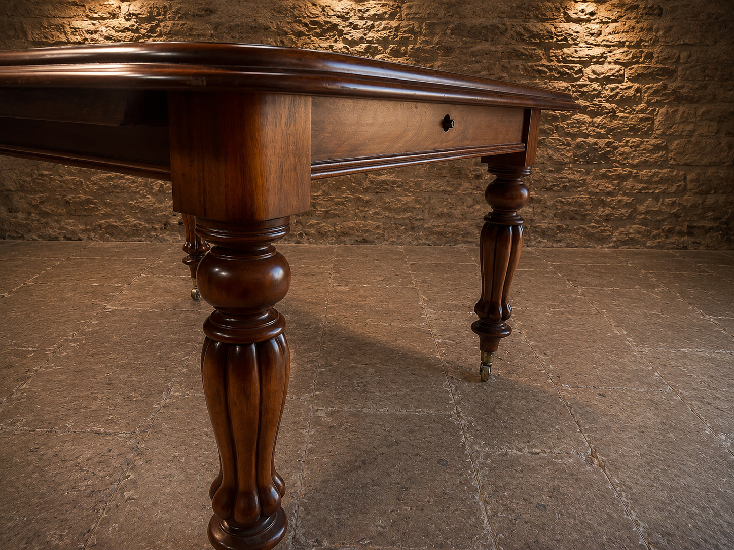 Victorian Walnut Extending Dining Table with Original Castors | Antique 19th Century Dining Table