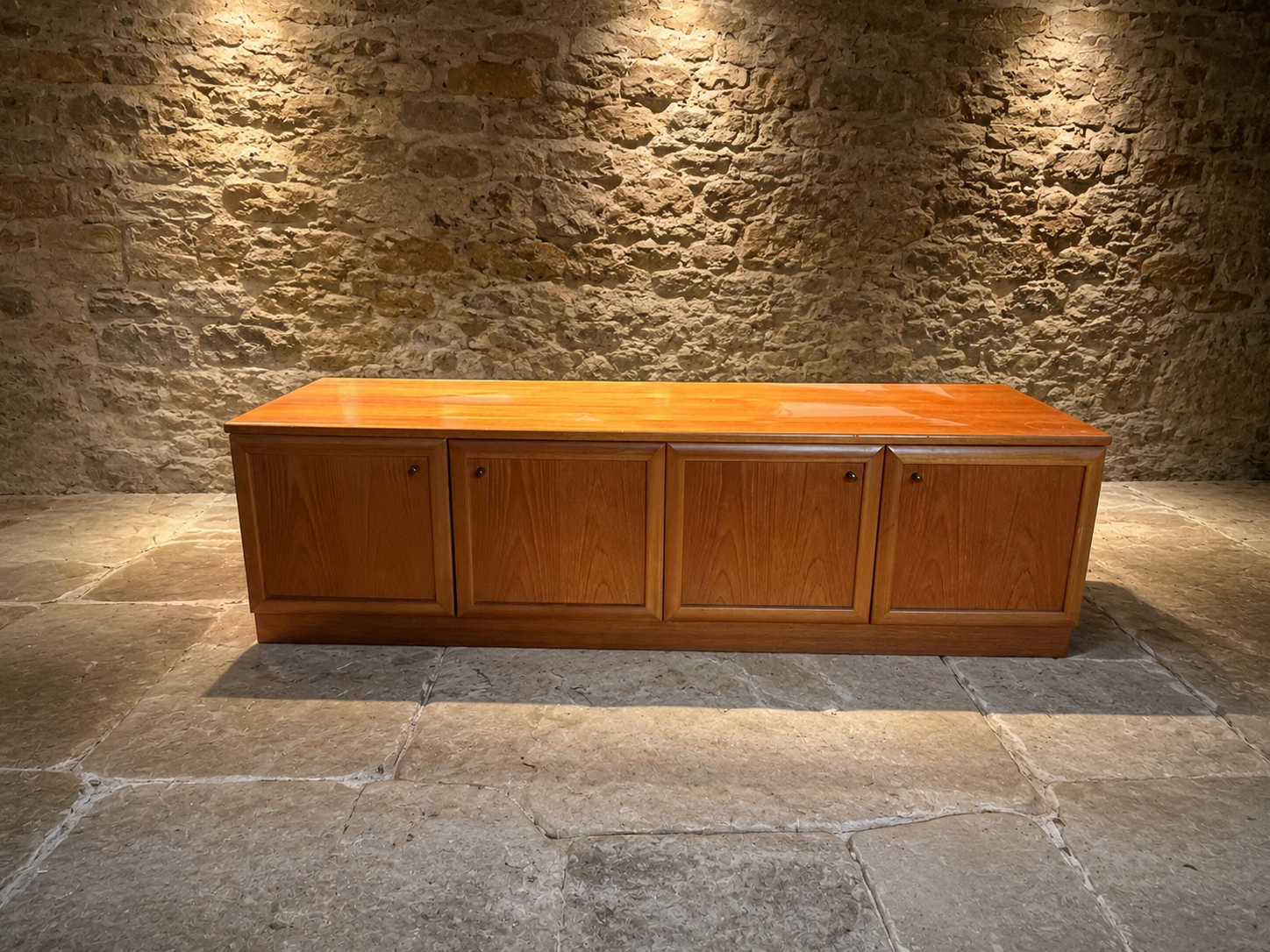 Vintage Mid-Century Modern Teak Sideboard Credenza Media Unit c.1970