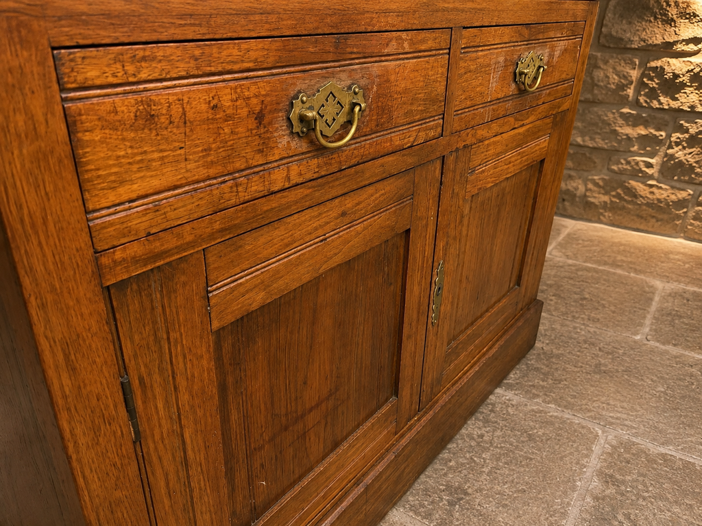 Antique Victorian Oak Sideboard – Circa 1890 Country House Buffet Cabinet