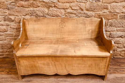 Vintage Pine Settle Bench with Storage / Rustic Blanket Box Seat