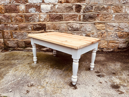 Hand-Crafted Rustic Pine Coffee Table – Painted Turned Legs – Farmhouse Style
