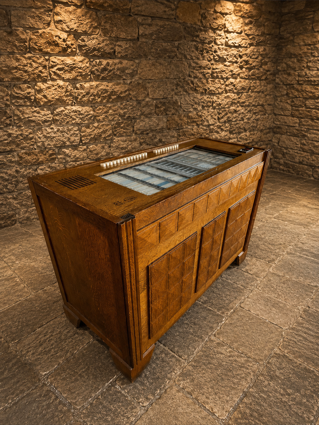 Vintage Art Deco Oak Coin-Operated Jukebox Music Cabinet – c.1930s