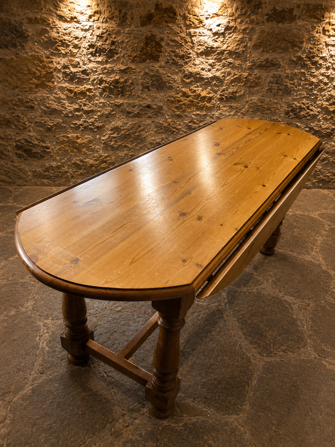 Antique English Pine Gate Leg Dining Table | Solid Pine Drop Leaf Farmhouse Table | Extending Country Dining Table | c.1920–1940