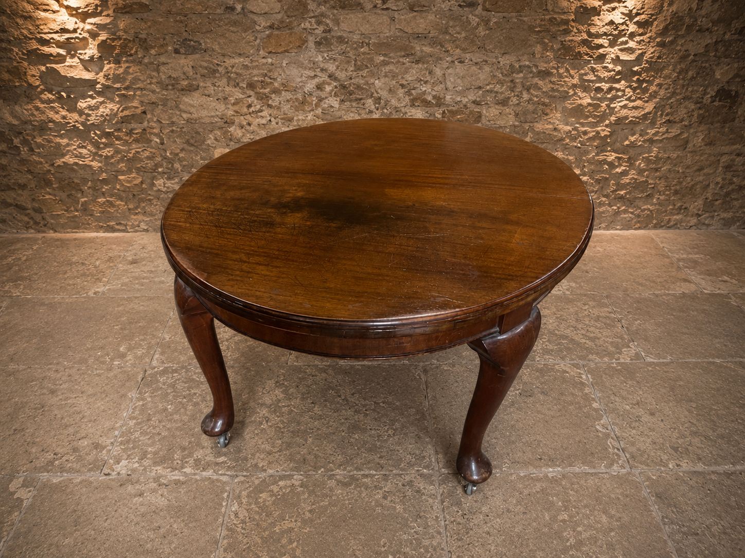Large Antique Style Georgian Mahogany Extending Dining Table | Queen Anne Oval Dining Table