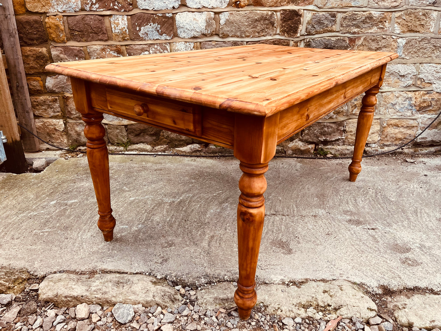 Antique Pine Farmhouse Dining Table – Late Victorian Rustic Kitchen Table (152cm)