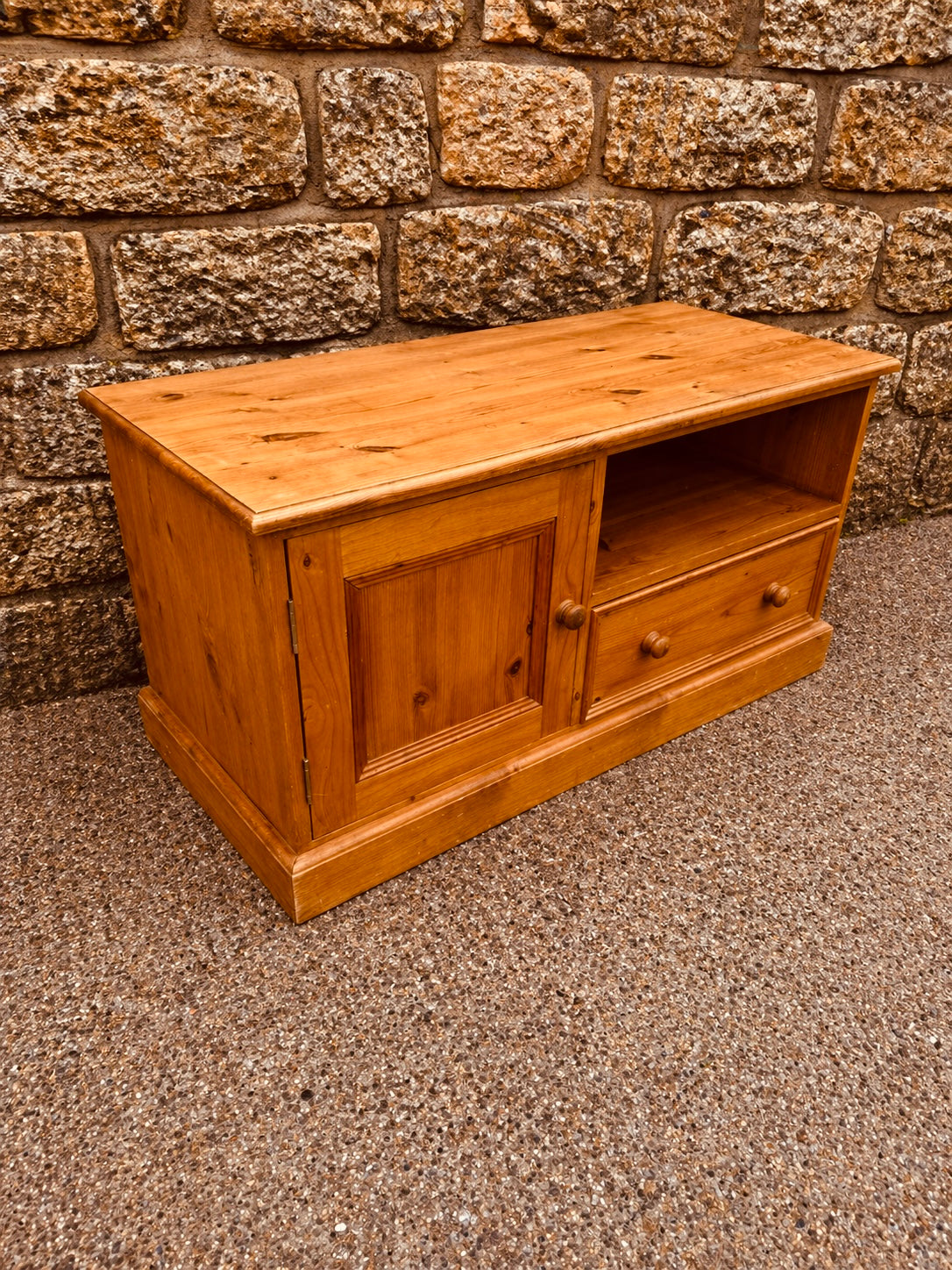 Rustic Solid Pine Media Unit with Cupboard & Drawer
