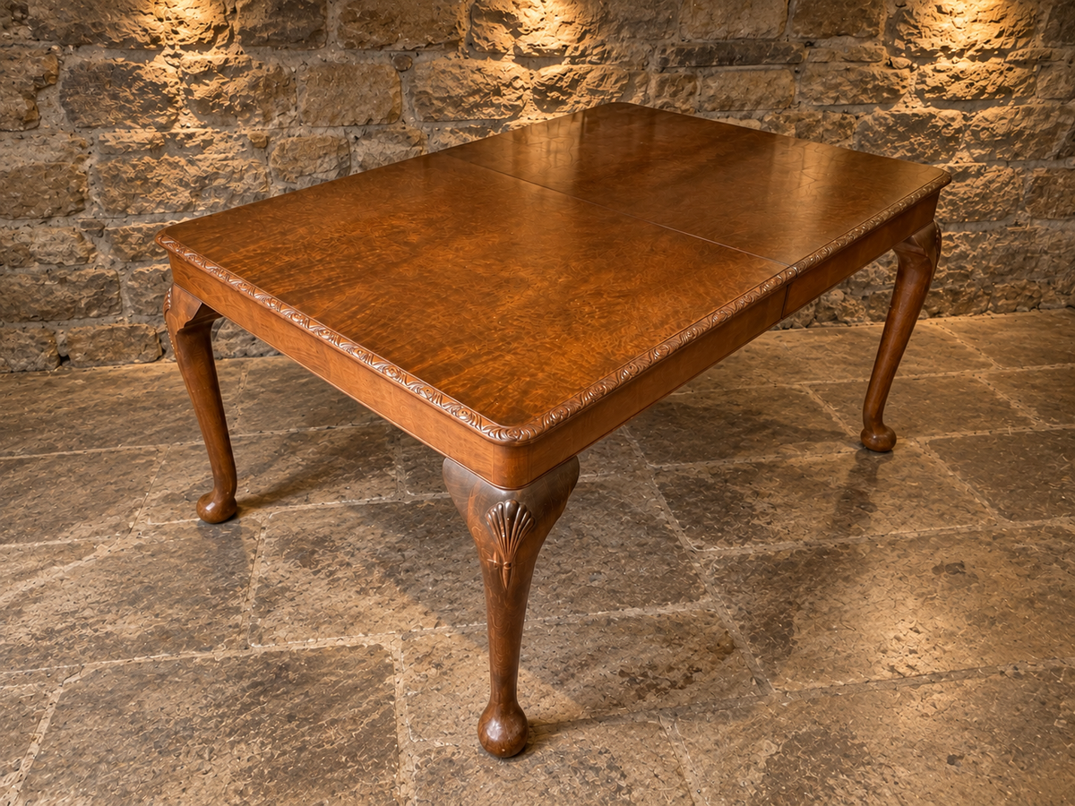 Antique Burr Walnut Queen Anne Revival Extending Dining Table – c.1930