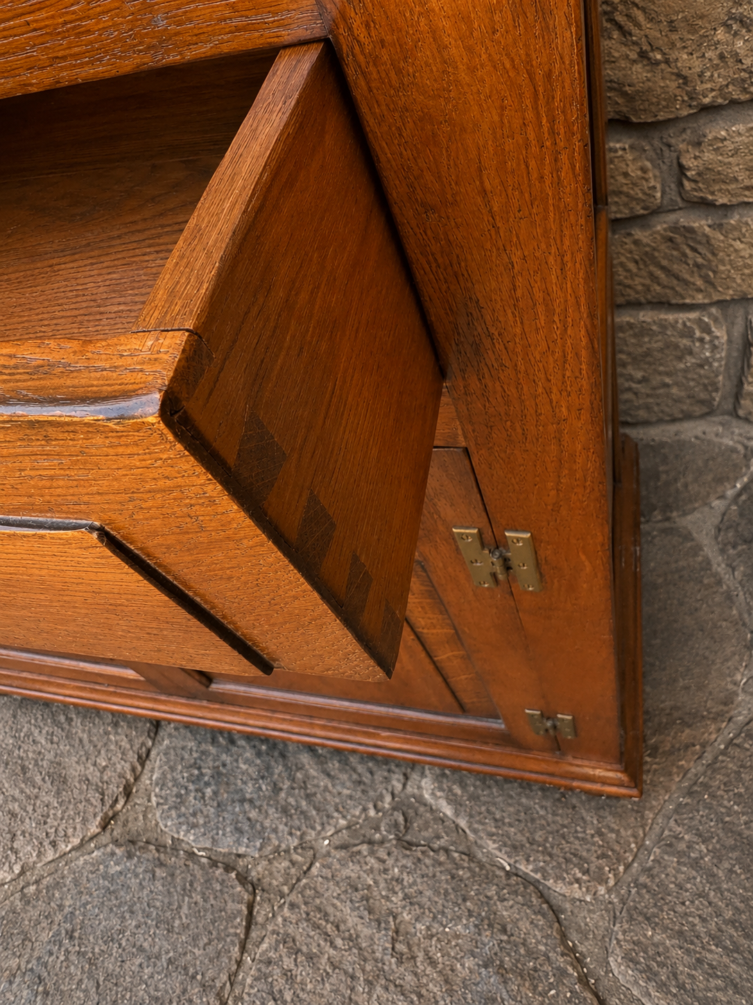 Batheaston Solid Oak Display Cabinet Dresser