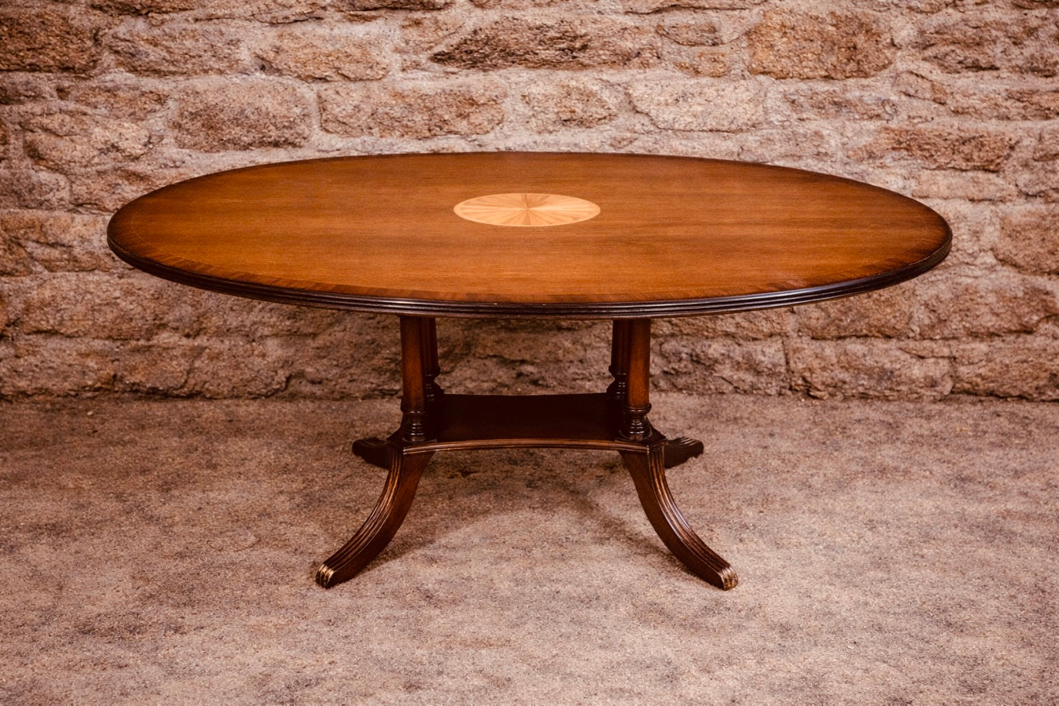 Georgian Style Mahogany Oval Dining Table c.1920