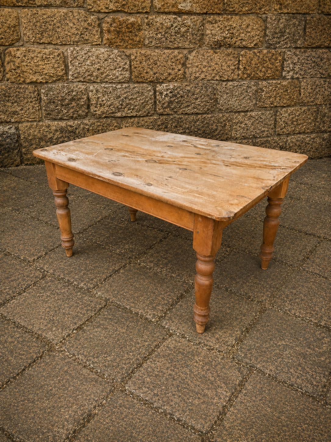 Victorian Scrubbed Pine Farmhouse Table c.1890