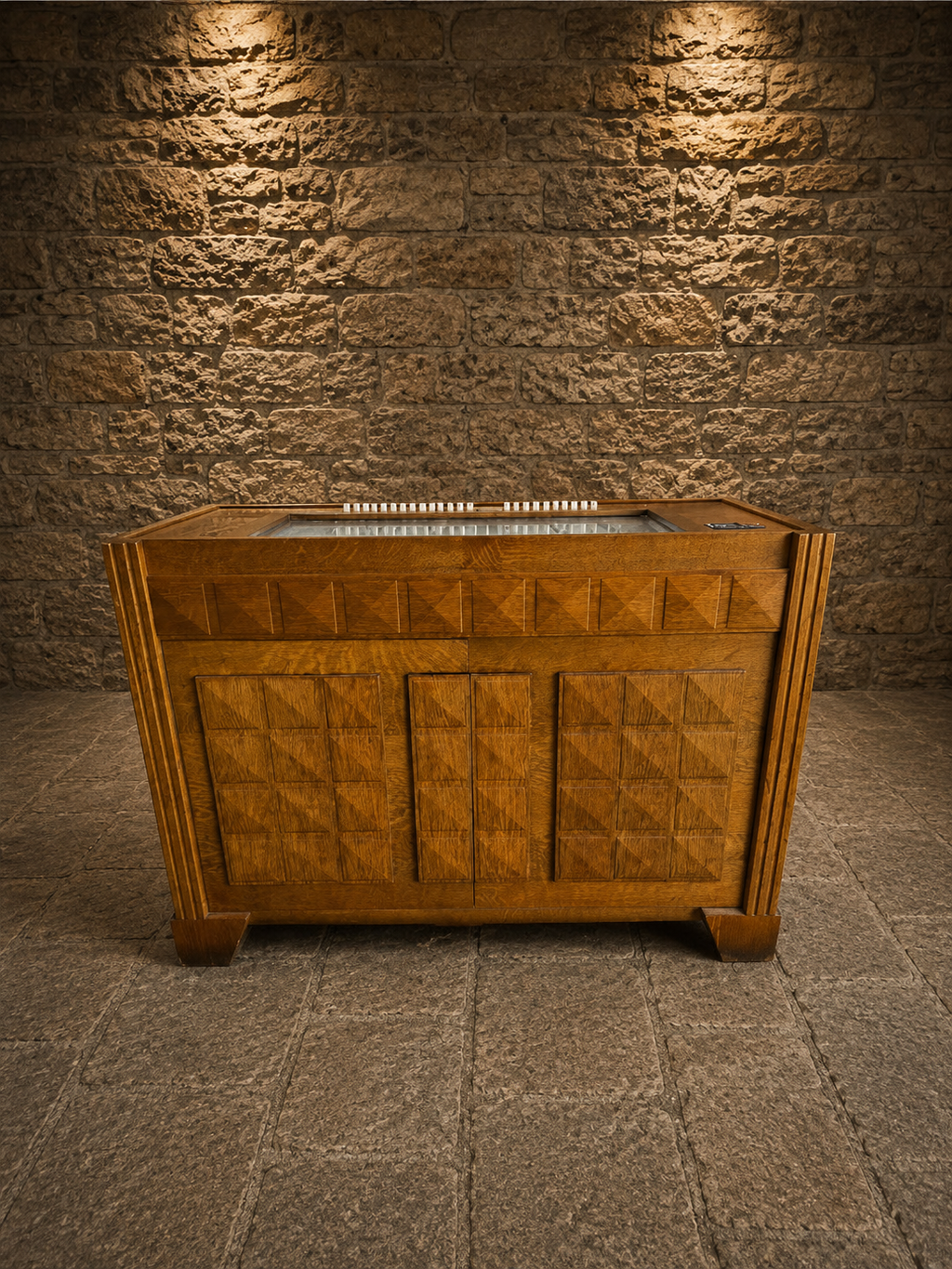 Vintage Art Deco Oak Coin-Operated Jukebox Music Cabinet – c.1930s