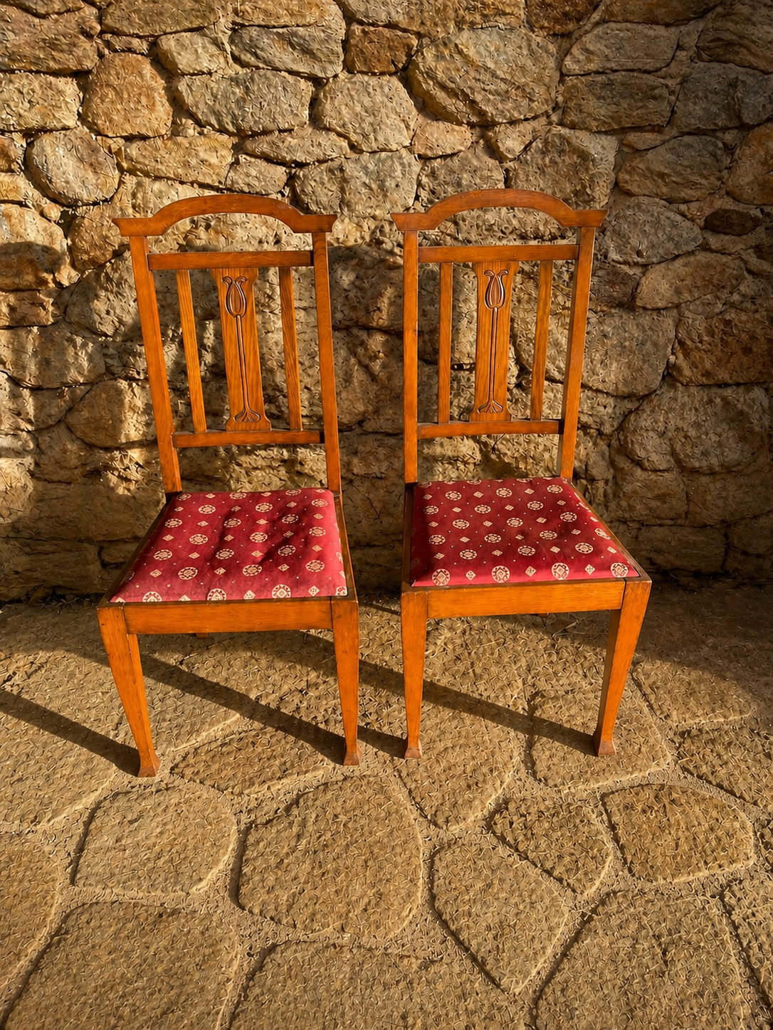 Pair of Edwardian Mahogany Dining Chairs c.1900–1920 with Inlaid Back Detail