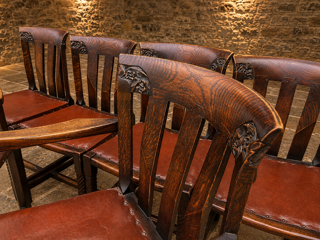 Antique Arts & Crafts Oak Dining Chairs – Set of 6 with Leather Seats & 2 Carvers – c.1890–1910