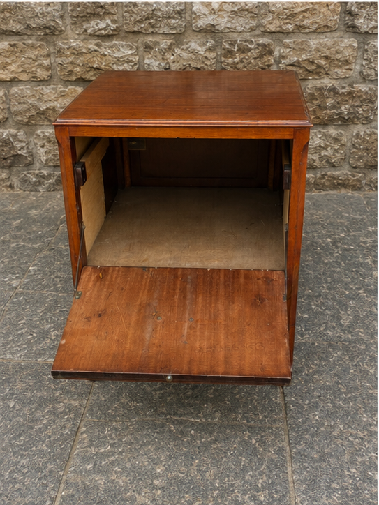 Vintage Mahogany Bedside Cabinet | Mid Century English Pot Cupboard c.1930–1950