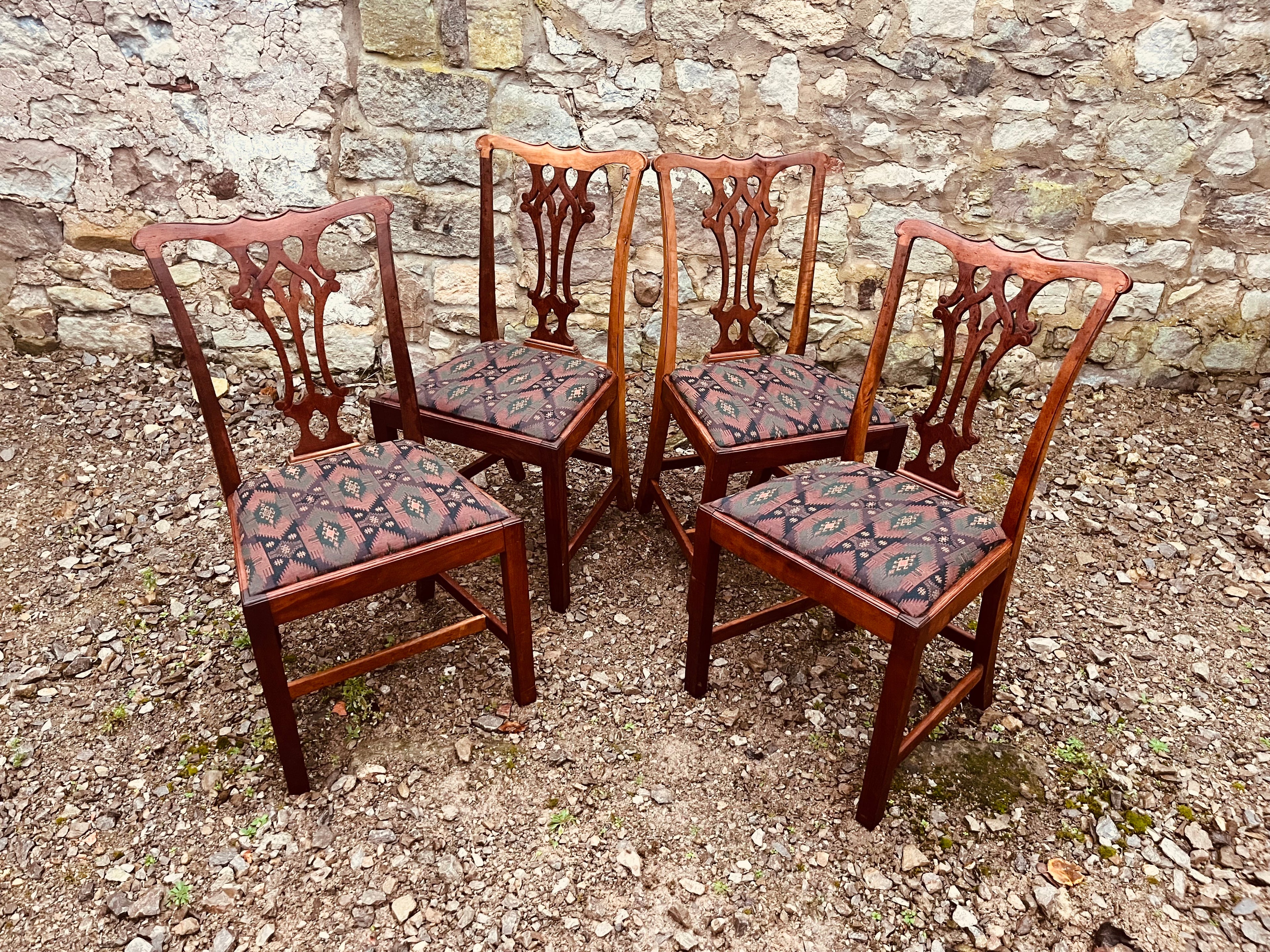 Vintage Dining Chairs – Set of 4 Chippendale Style Wooden Upholstered Chairs