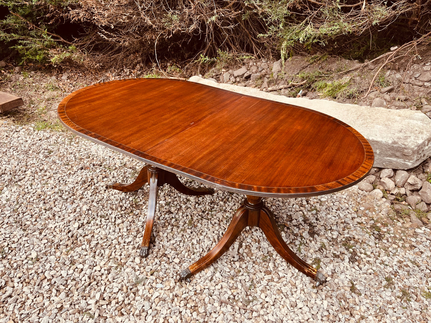 Antique Edwardian Mahogany Twin Pedestal Dining Table – Oval Crossbanded Top – Seats 6–8
