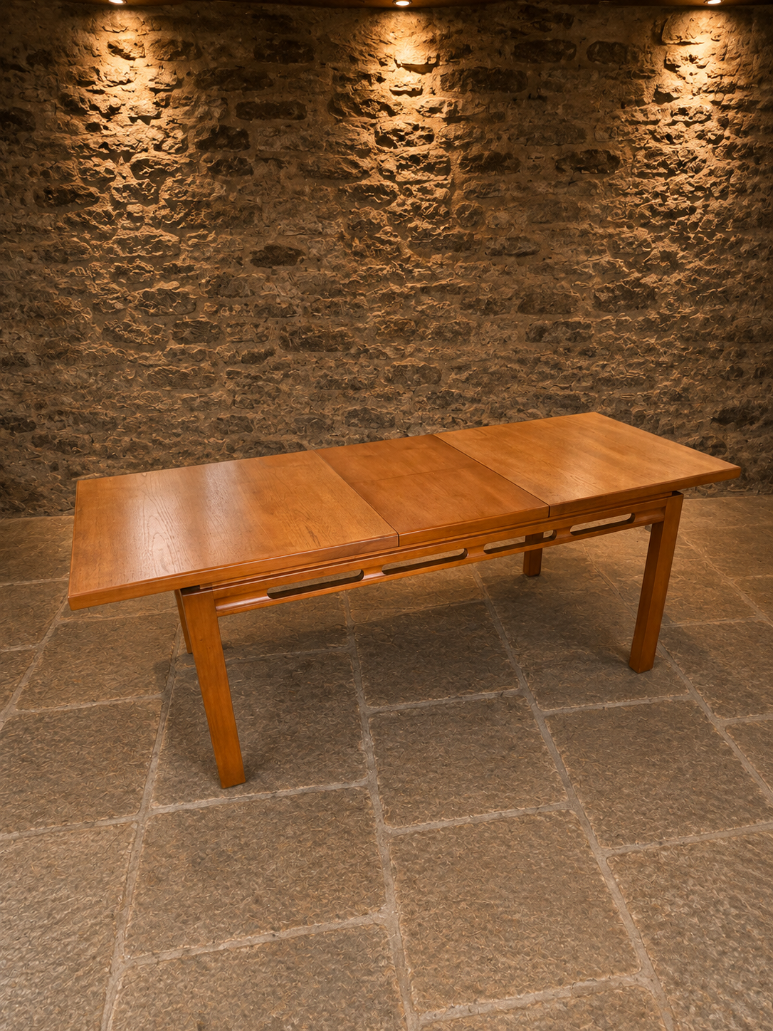 Nathan Furniture Mid-Century Extending Teak Dining Table c.1968–1975 | Made in England