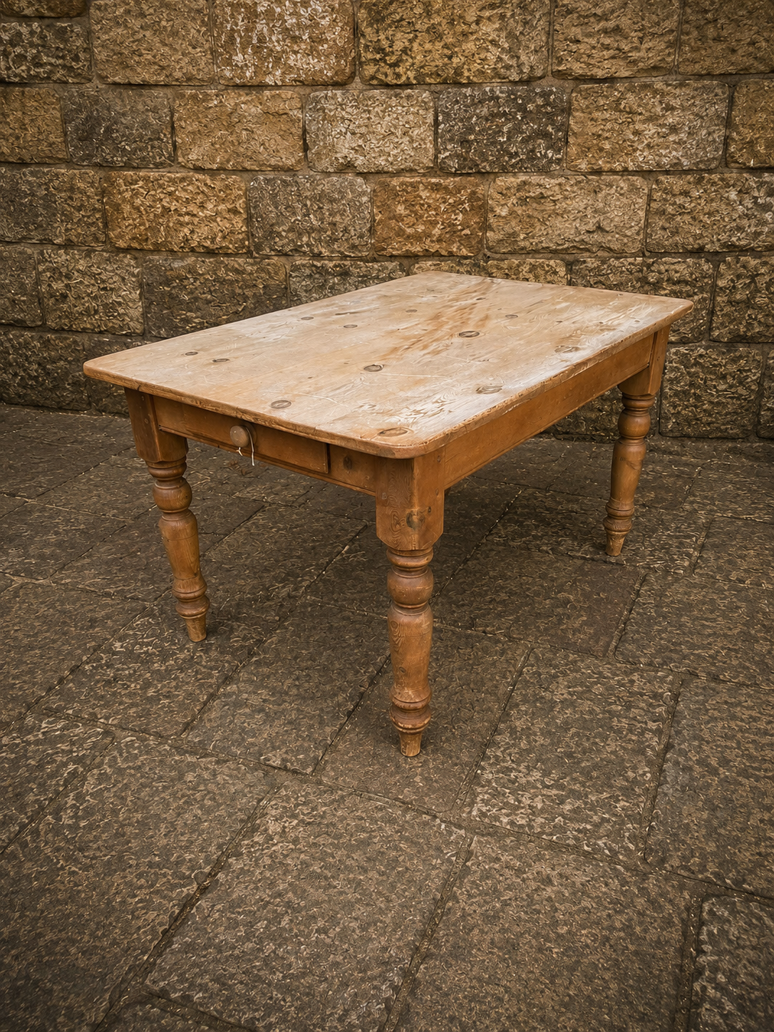 Victorian Scrubbed Pine Farmhouse Table c.1890