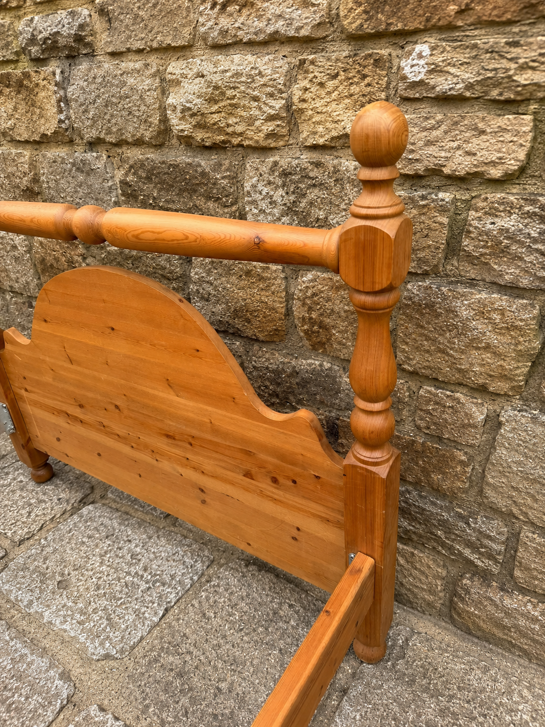 Vintage Pine Four Poster Style Single Bed | Rustic Farmhouse Bed Frame | Country Cottage Pine Bed | Traditional Single Bedstead
