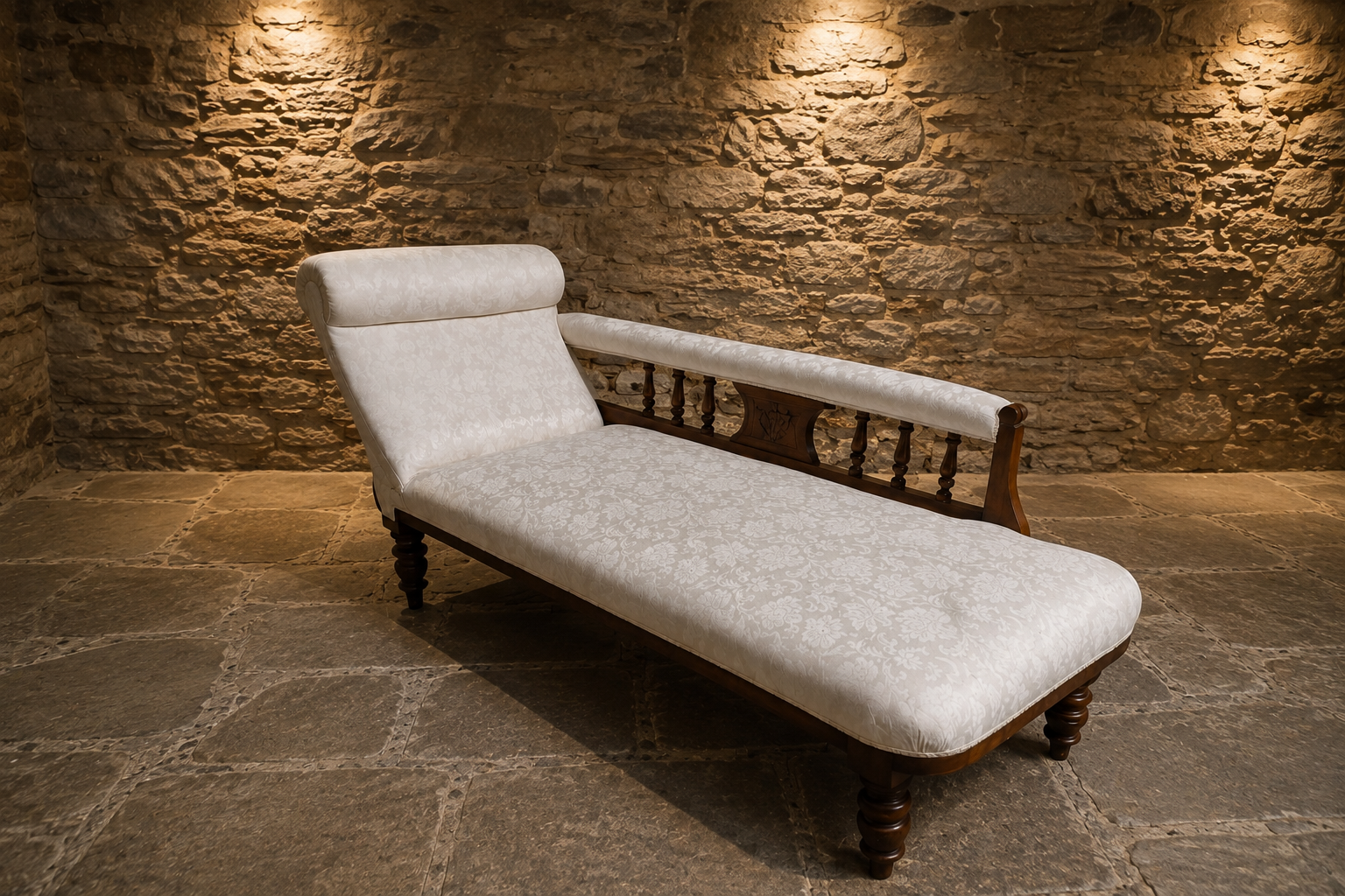 Antique Victorian Walnut Chaise Longue c.1860–1880 | Upholstered Walnut Daybed