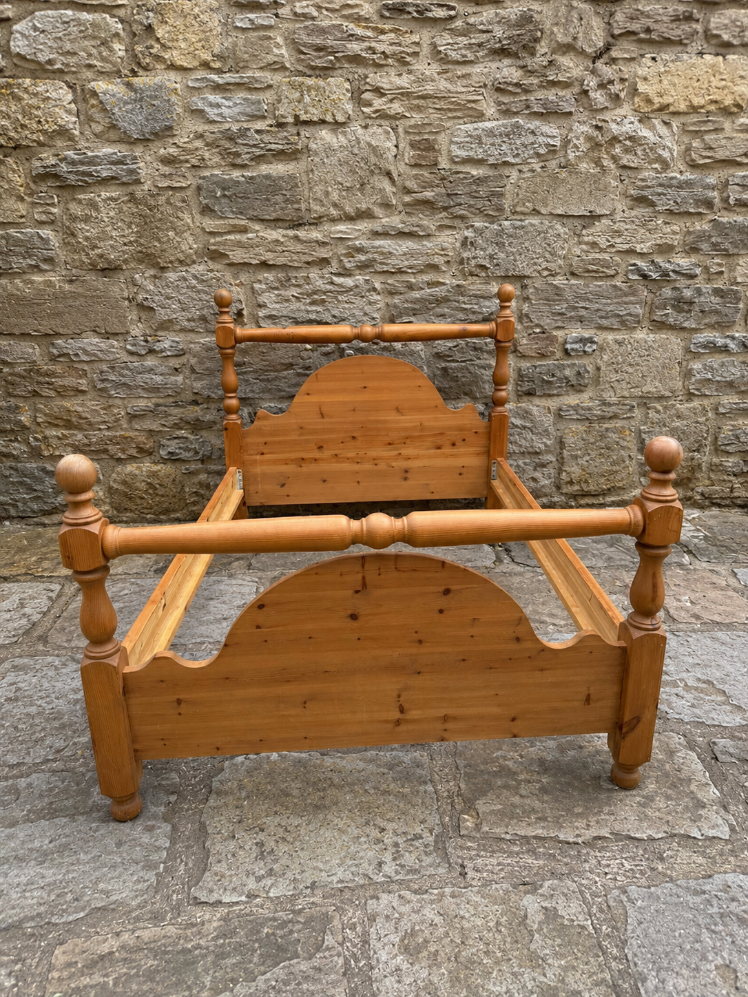 Vintage Pine Four Poster Style Single Bed | Rustic Farmhouse Bed Frame | Country Cottage Pine Bed | Traditional Single Bedstead