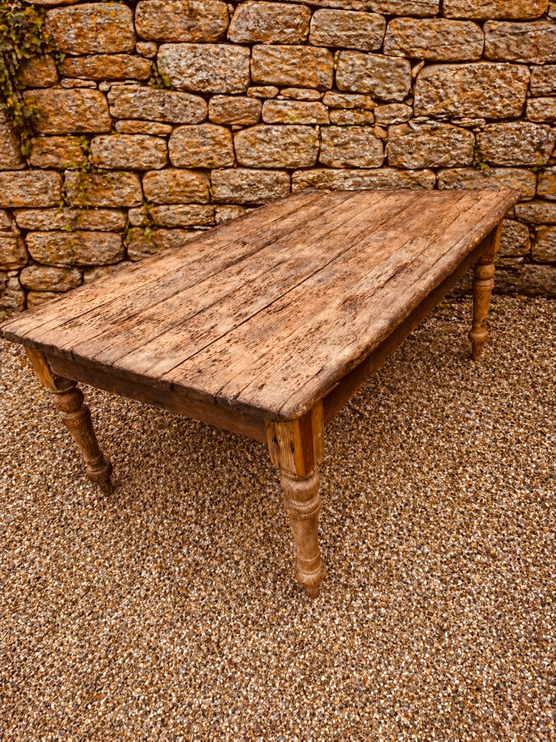 Rustic Reclaimed Wood Dining Table – Farmhouse Plank Top with Turned Legs