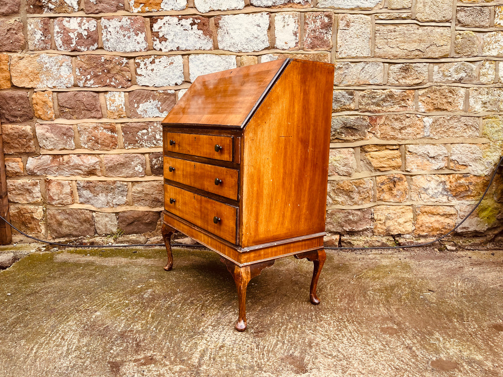 1930s Queen Anne Style Walnut Bureau Desk – Vintage Fall Front Writing Desk