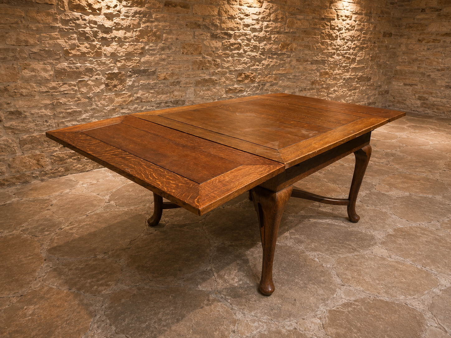 Antique Edwardian Oak Draw-Leaf Dining Table – c.1900–1920
