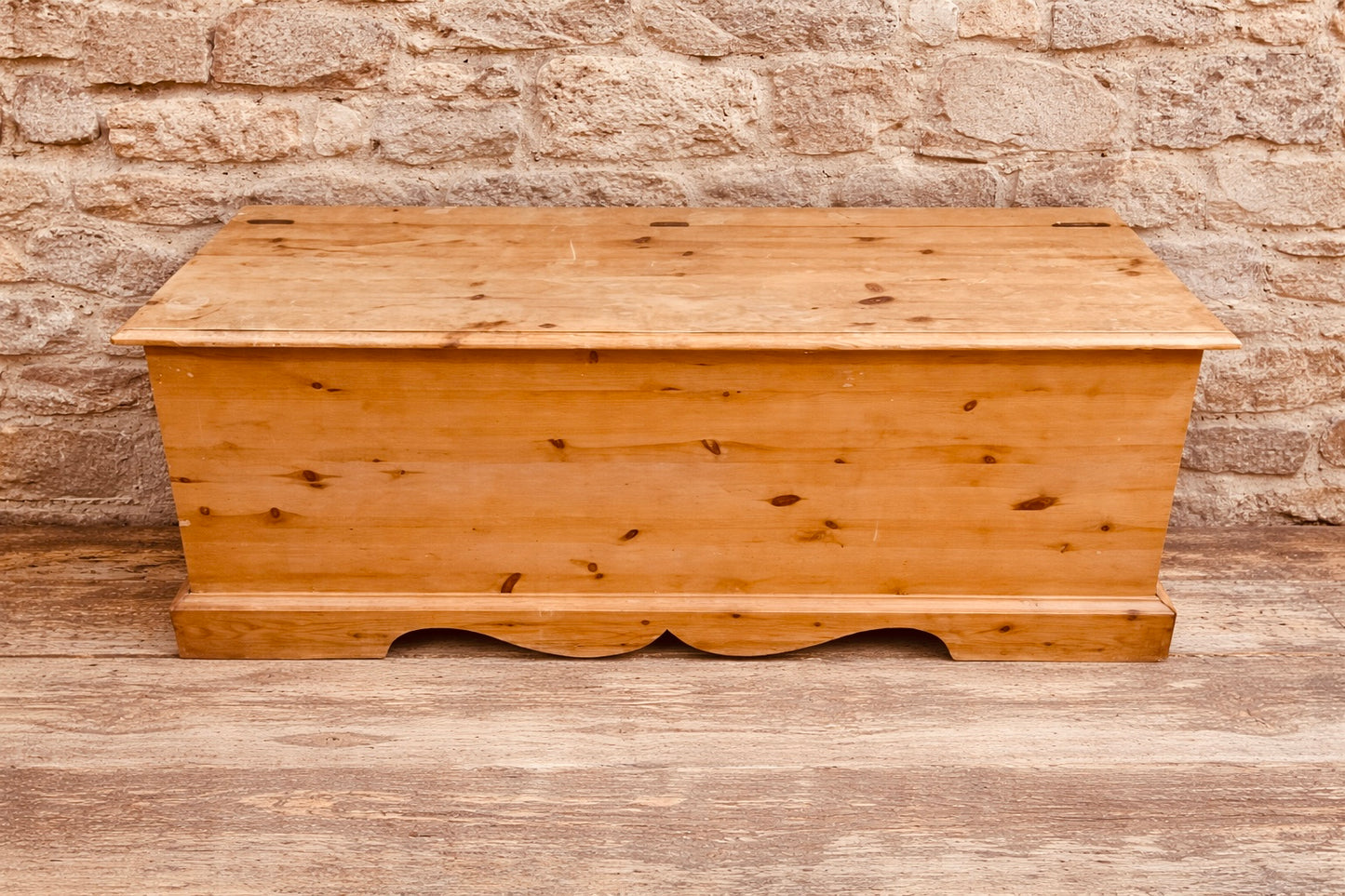 Vintage Style Pine Blanket Box / Rustic Wooden Storage Chest