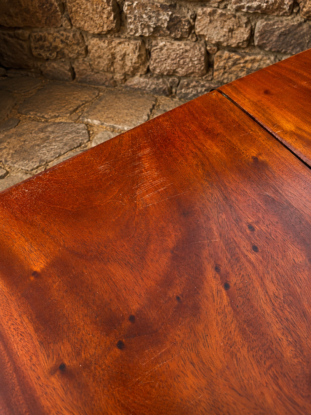 Victorian Mahogany Extending Dining Table c.1850