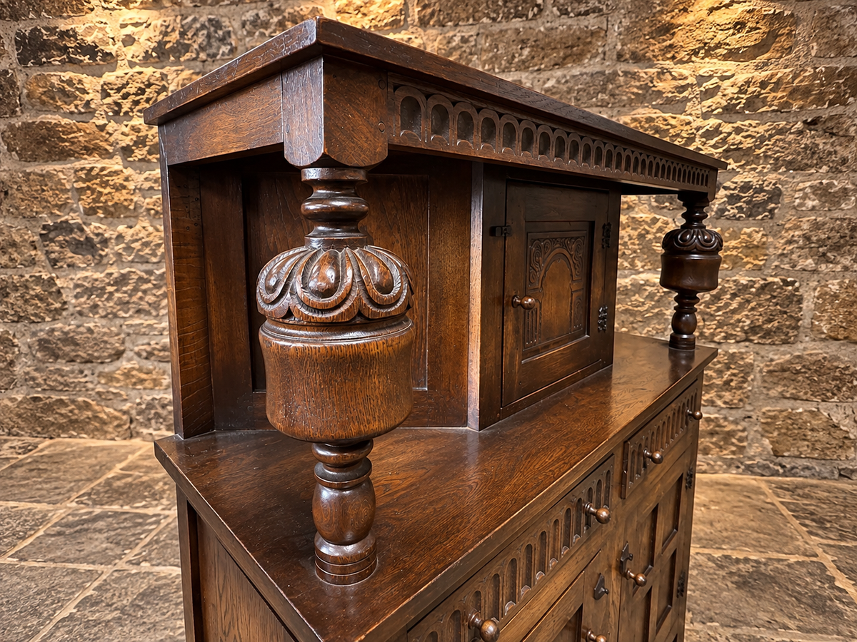 Antique Carved Oak Court Cupboard – Jacobean Revival Sideboard c.1890–1910