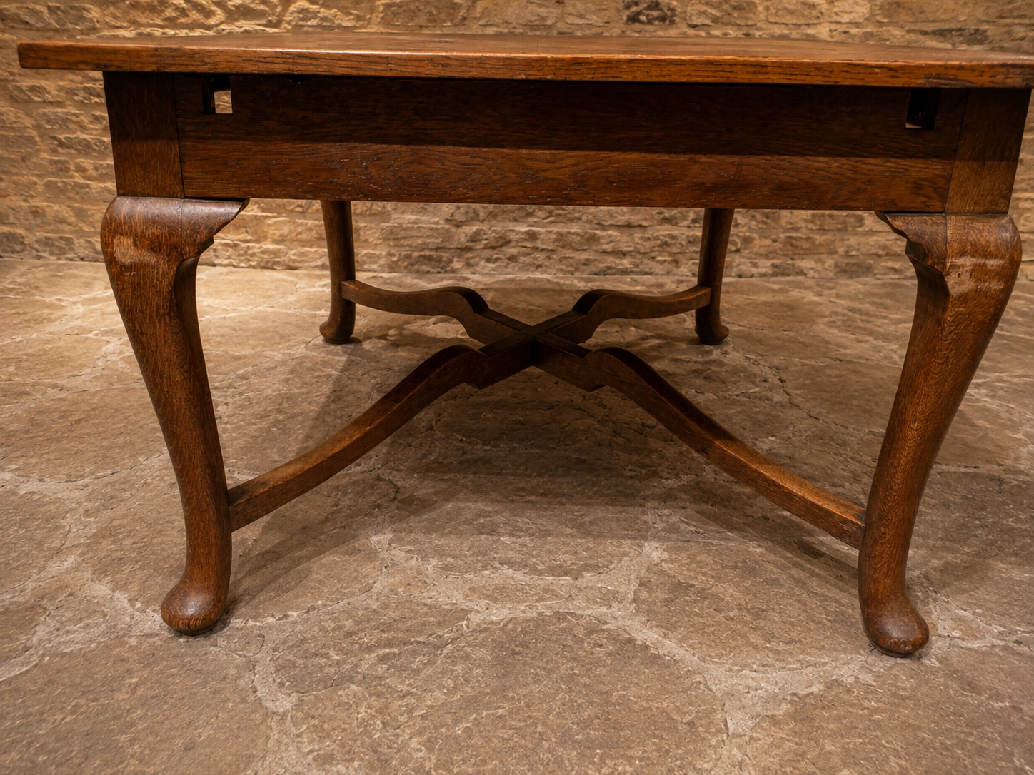 Antique Edwardian Oak Draw-Leaf Dining Table – c.1900–1920