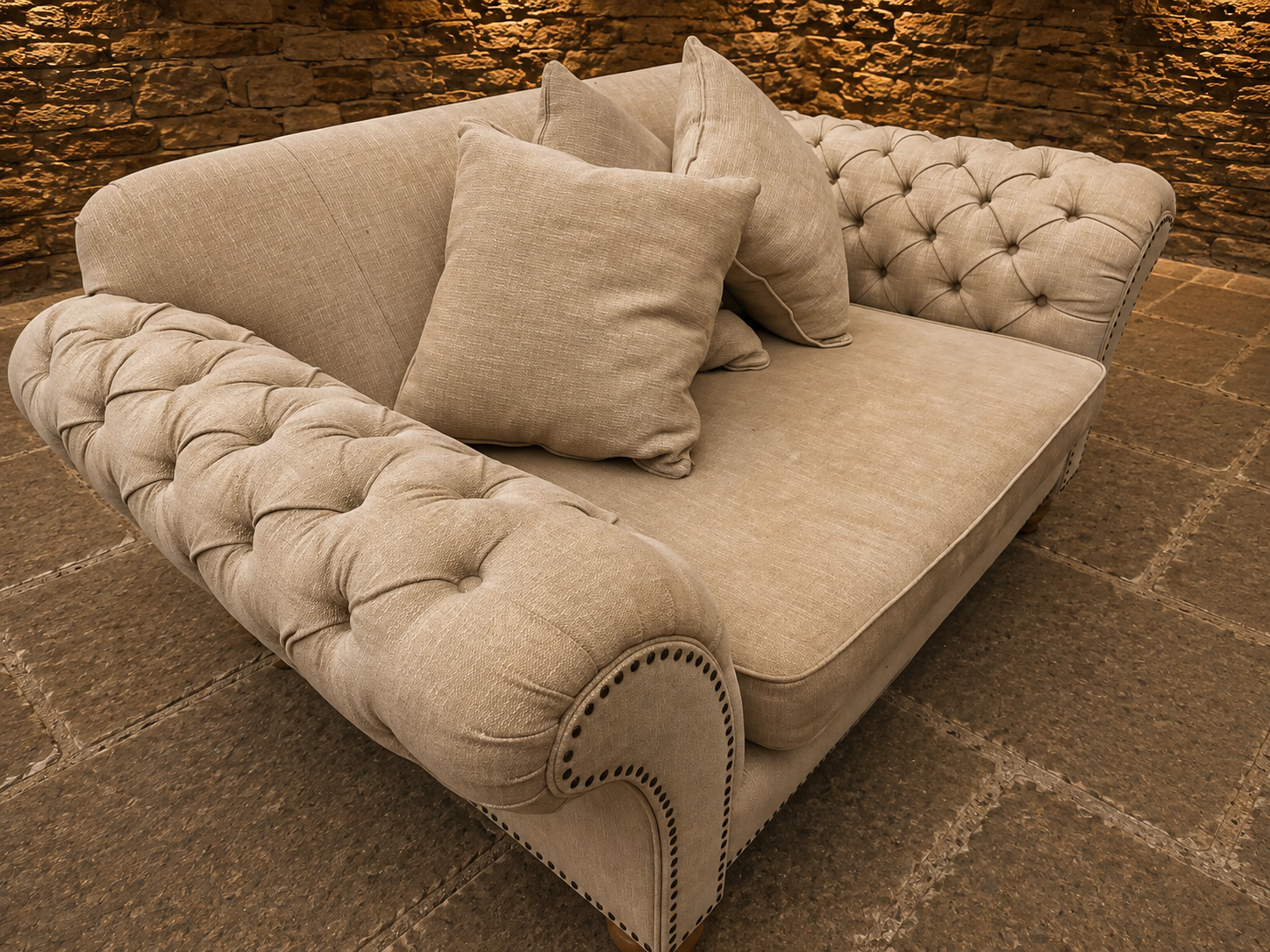 Luxury Chesterfield Style Oversized Snuggler Sofa – Neutral Linen Buttoned Love Seat