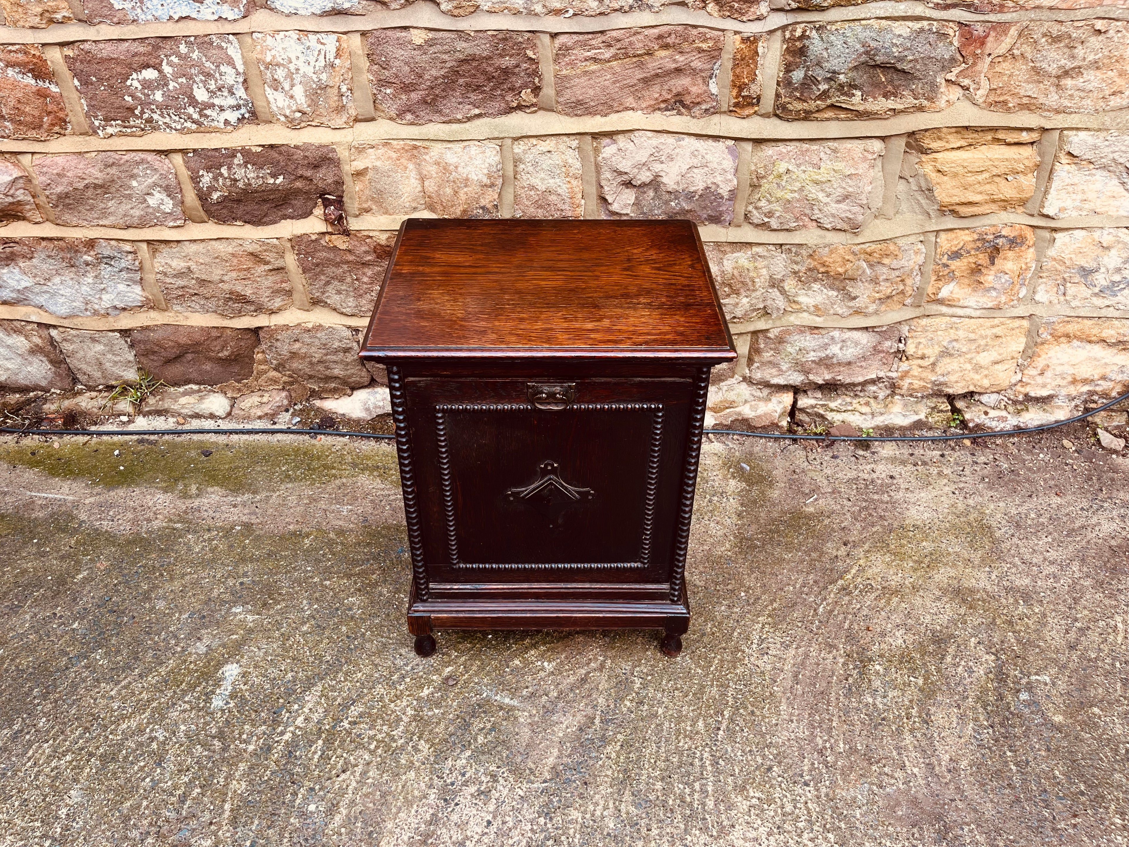 Antique Oak Bedside Cabinet | Late Victorian Pot Cupboard