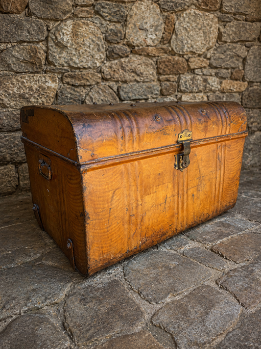 Antique Edwardian Dome Top Steamer Trunk Storage Chest c.1900