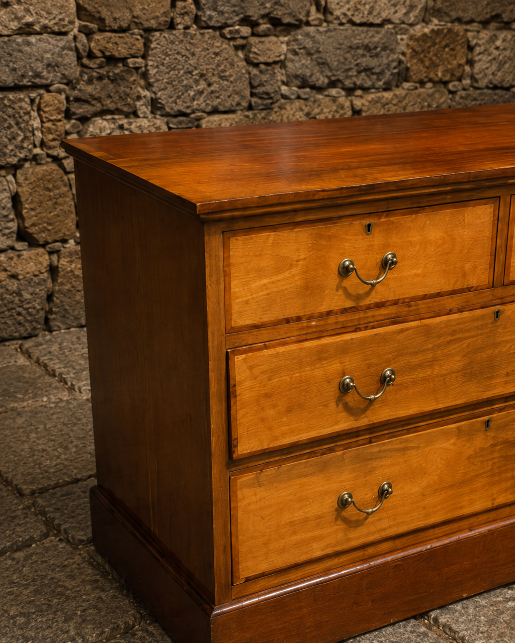 Antique Late Victorian Two-Tone Chest of Drawers – Circa 1890
